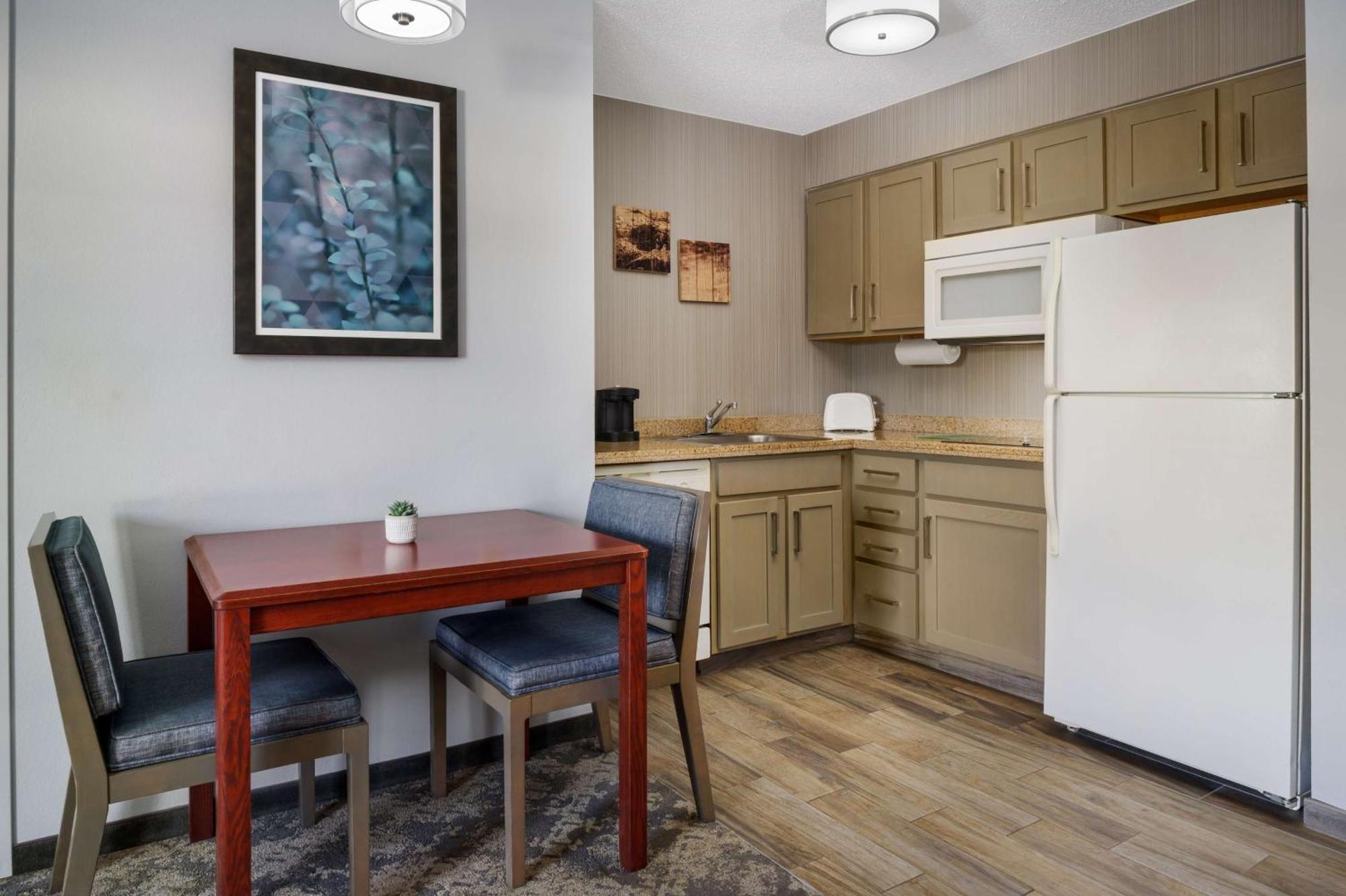 Homewood Suites By Hilton Erie Kearsarge Exterior foto
